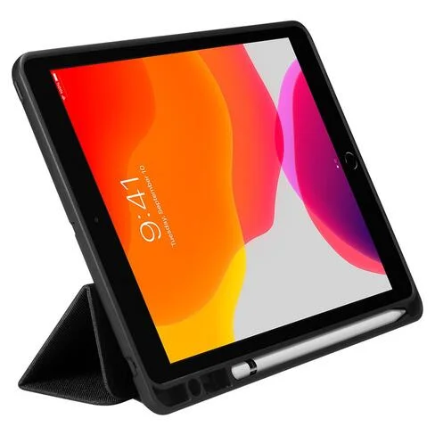 Funda para iPad 10.2" Spigen Urban Fit (7/8th Gen)