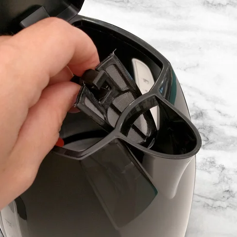 Hervidora BLACK & DECKER KE22591-CL