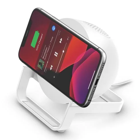 Base de carga inalambrica Belkin SoundForm Charge con parlante bluetooth 10W