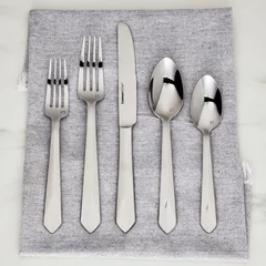 Juego De Cubiertos Cuisinart CFE-20PF Collection Elite Jolie - 20 Piezas